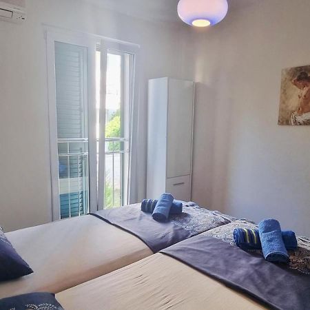 Apartment Zana Novalja Eksteriør bilde